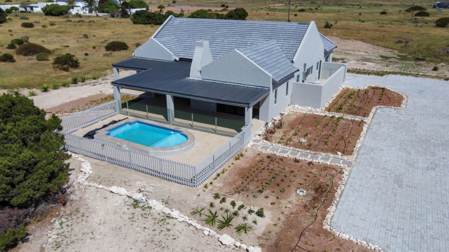 To Let 5 Bedroom Property for Rent in Long Acres Country Estate Western Cape